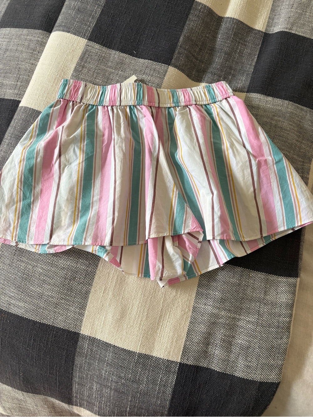 Anthropologie boxer striped pastel ruffle shorts - Pink & Teal